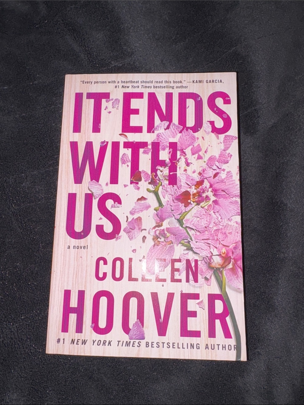 It Ends With Us - Pink Hardcover Novel
